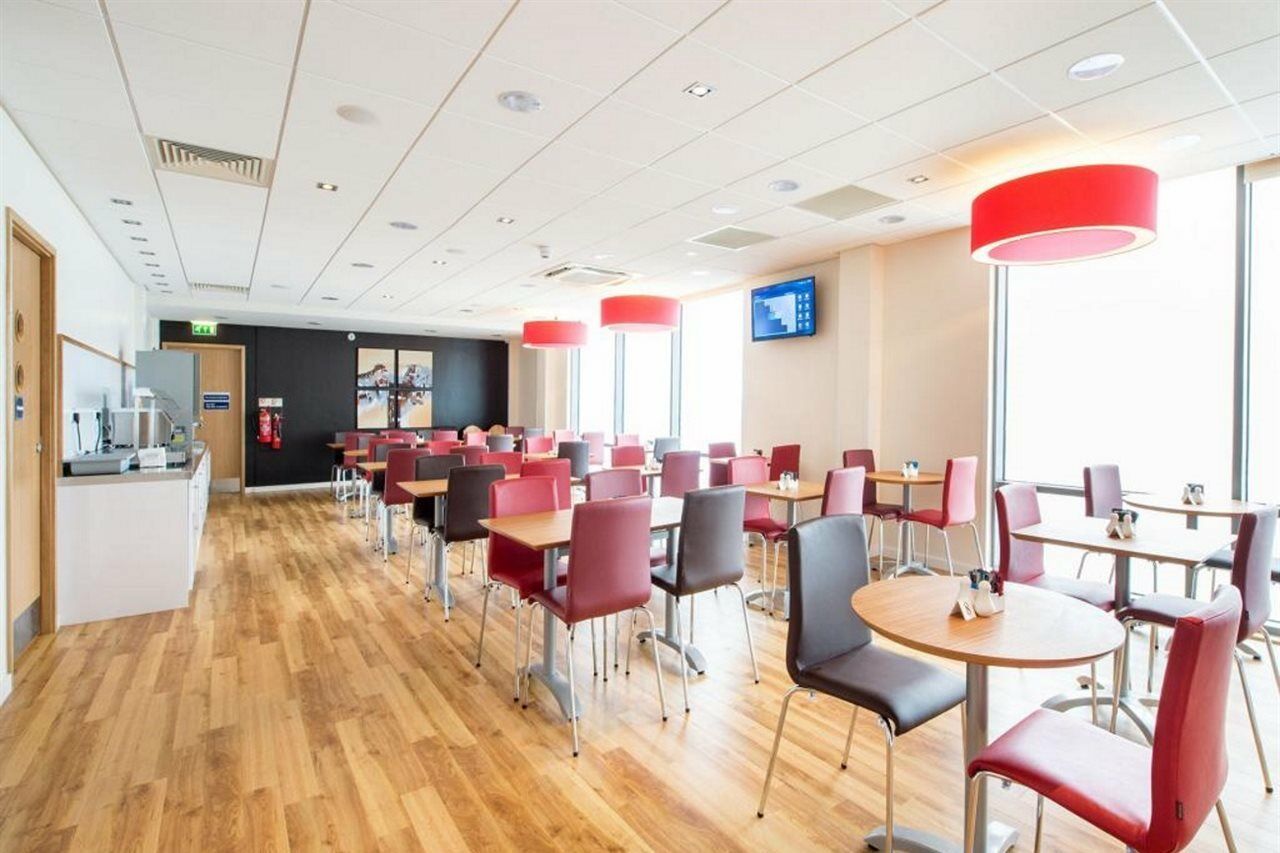 Travelodge London Greenwich High Road Exterior photo