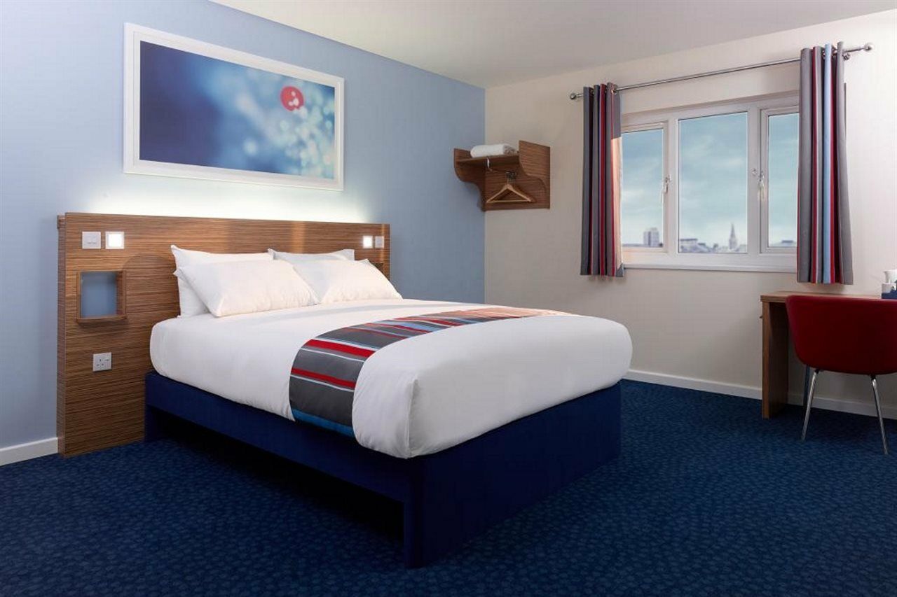 Travelodge London Greenwich High Road Exterior photo