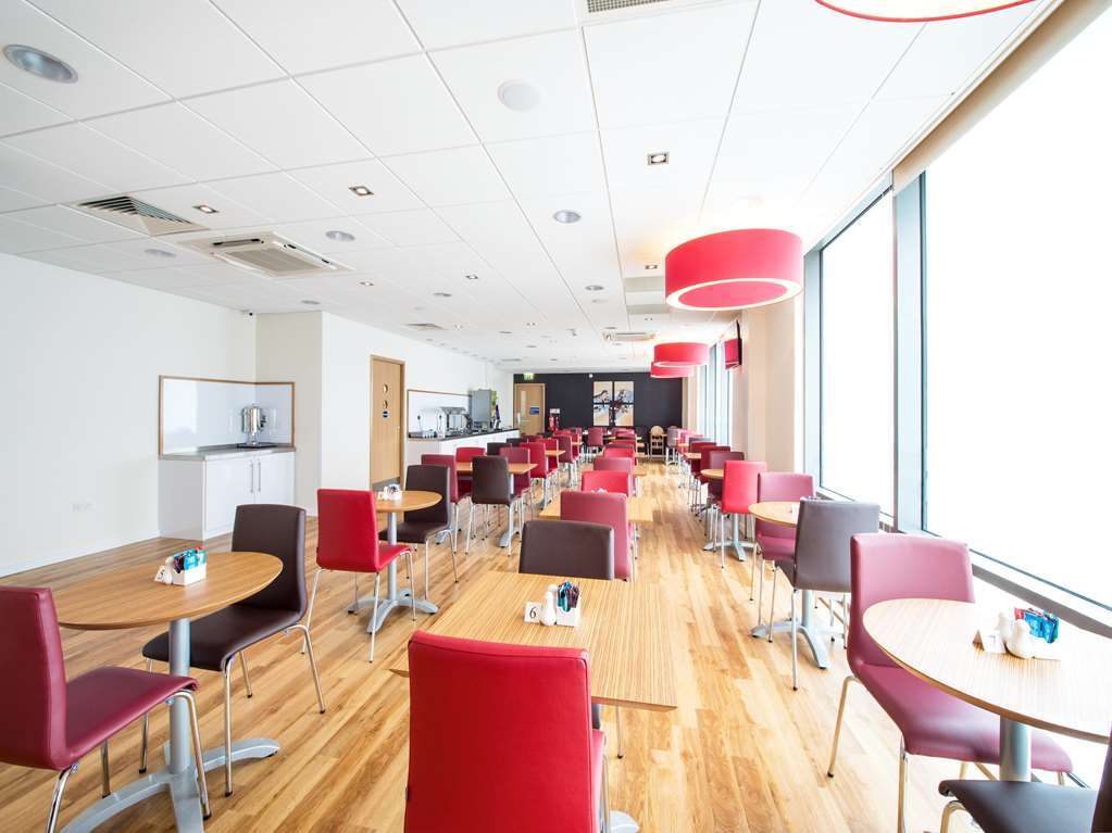 Travelodge London Greenwich High Road Restaurant photo